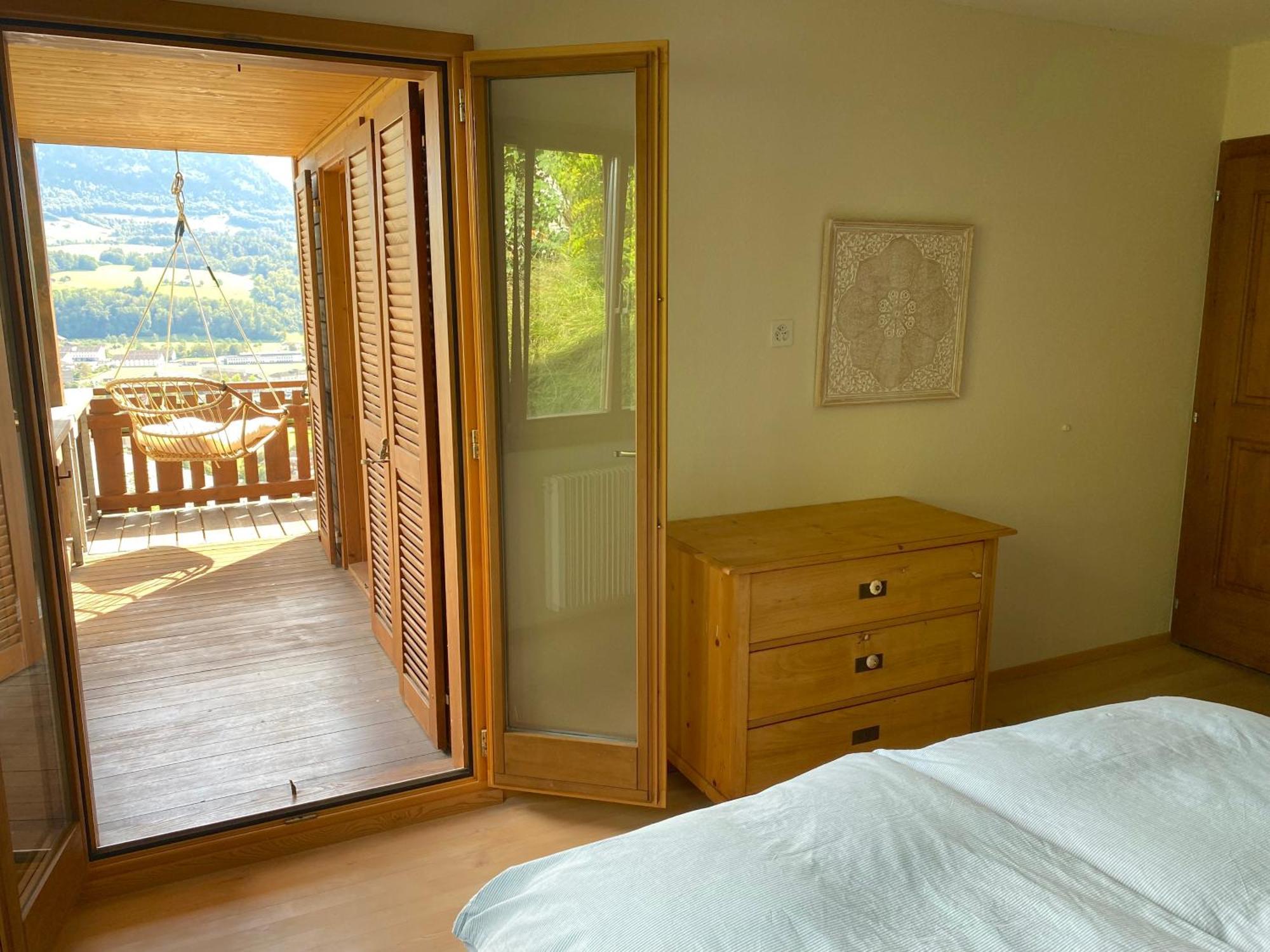 Chalet Seeblick Sarnen Exterior photo