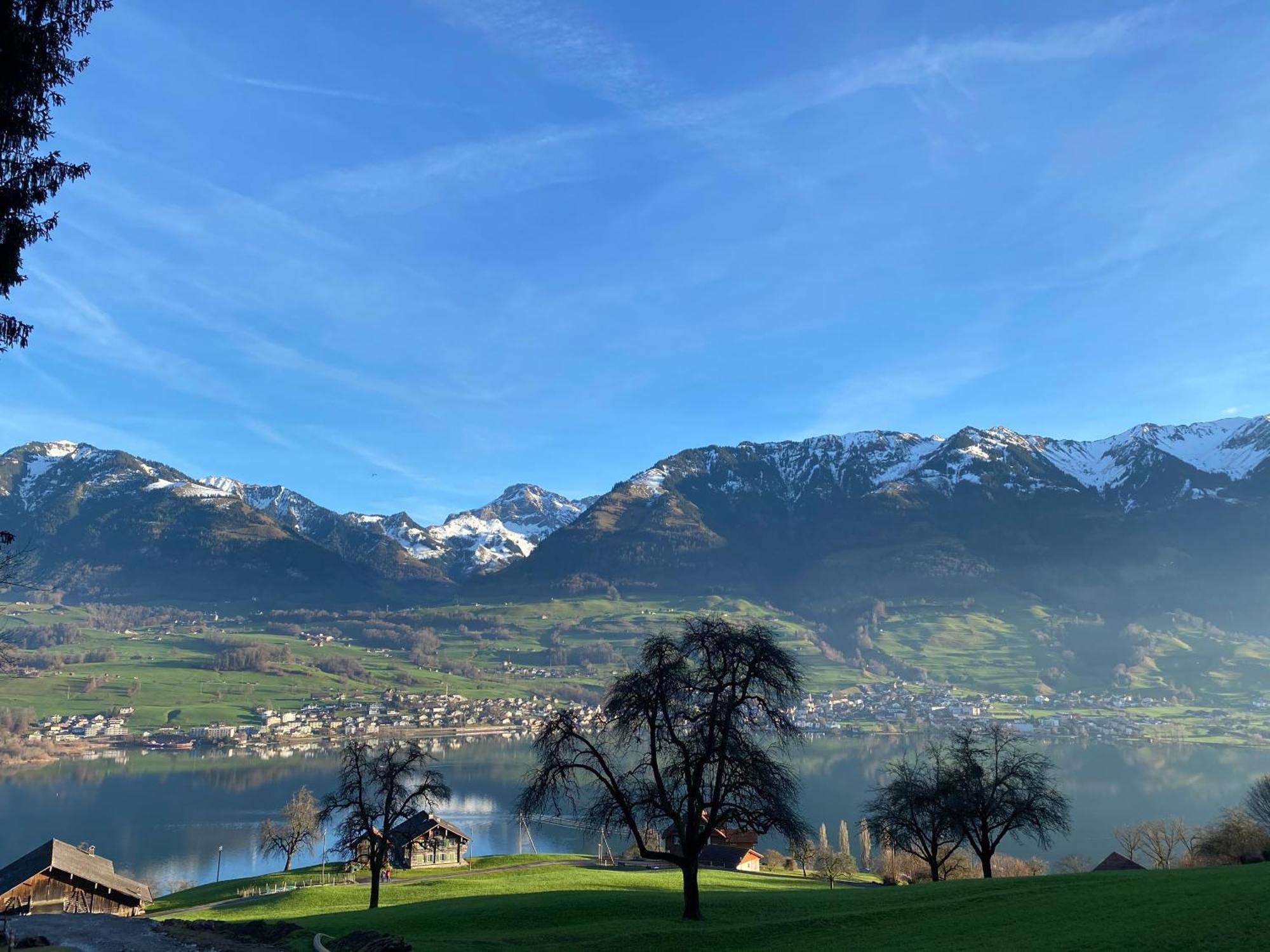 Chalet Seeblick Sarnen Exterior photo