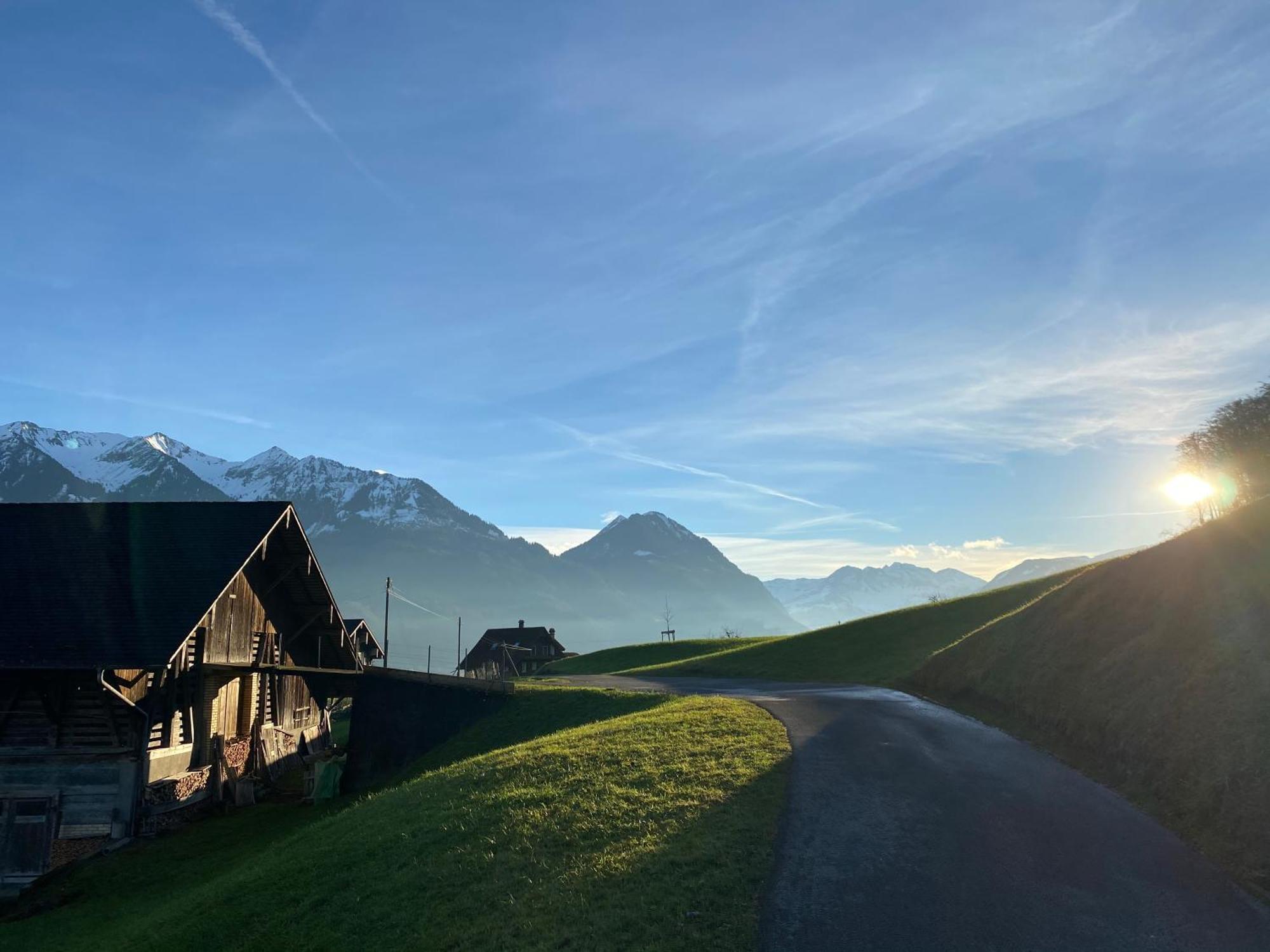 Chalet Seeblick Sarnen Exterior photo