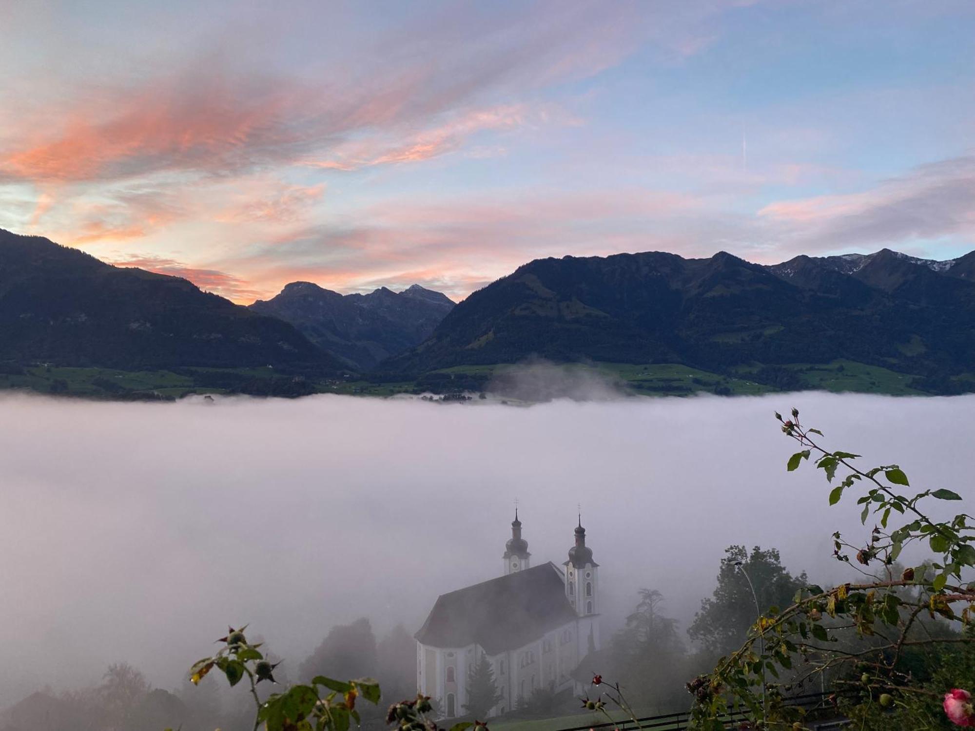 Chalet Seeblick Sarnen Exterior photo