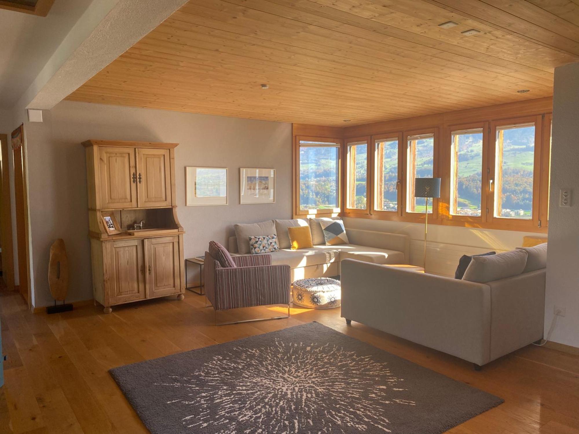 Chalet Seeblick Sarnen Exterior photo