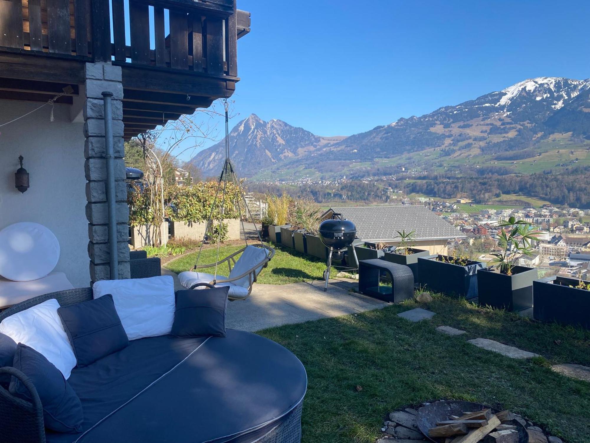 Chalet Seeblick Sarnen Exterior photo
